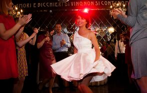 Vinity. Лофт-гостиная в центре Петербурга