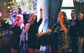 Vinity. Лофт-гостиная в центре Петербурга