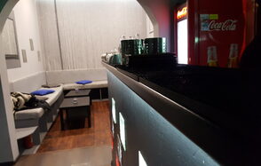 Бар с лаунж-зоной под закрытие