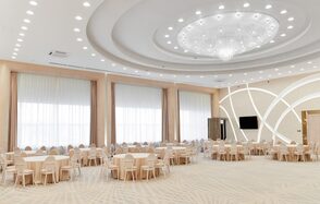 Современный банкетный зал