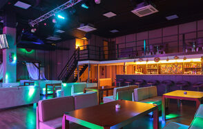 Мореми. Караоке-ресторан под закрытие