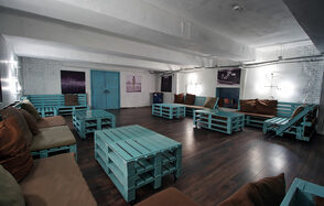 Questmakers Большой зал в дизайнерском двухуровневом лофте