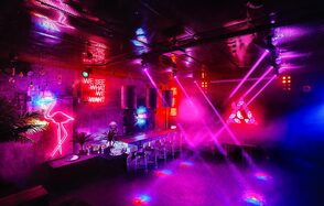 Haus Loft. Дизайнерский лофт в стиле garage