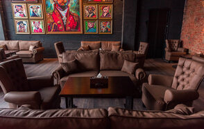 Кальянная Барвиха Lounge Живописный лофт с мягкими диванами