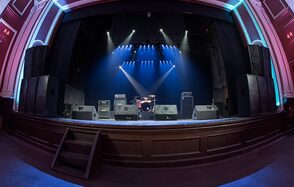 Артхаусное пространство в бывшем Доме Культуры