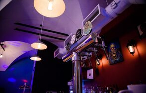 Атмосферный бар в центре города