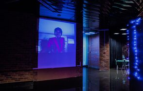 Стильный лофт в темных тонах