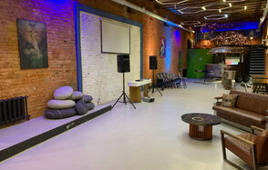 Loft for Friends. Авторский лофт с верандой 