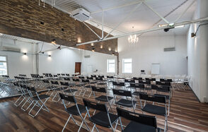 Gold&Dance Светлый зал на мансардном этаже