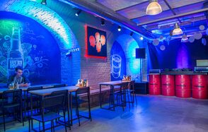 Бар в стиле лофт под закрытие