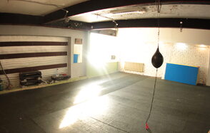 Gym next to the metro