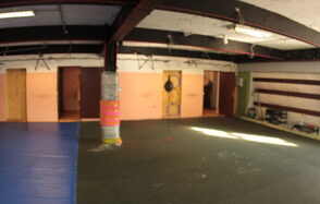 Gym next to the metro