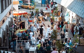 VERNISSAGE Уличная зона для масштабных событий