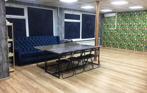 Кино Лофт. Лофт с большим экраном