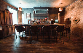 Hedonist. Лаунж -лофт в историческом центре Петербурга