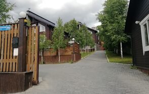 Клубный деревянный дом