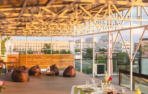 Крыша с навесом для мероприятий любого формата