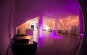 Стильное пространство с отдельным входом в историческом цент