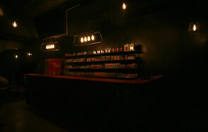 DZHI lounge. Стильный черный лофт