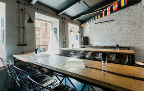 Avrora Bar. Лофт в американском стиле