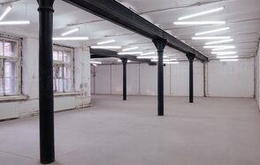 Лофт в белом кирпиче в центре Петербурга