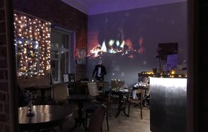 Современное кафе – бывшая княжеская спальня