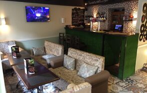 Bar Comeback Кафе под закрытие в центре города