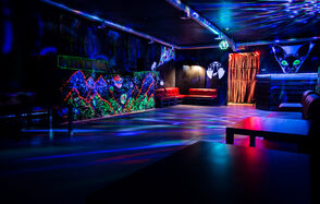 Grenade. Дизайнерский лофт с лаунж-зоной