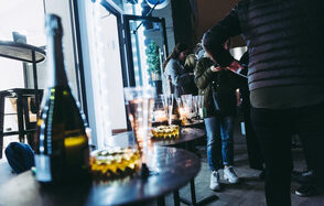 Лофт с панорамными окнами в центре города