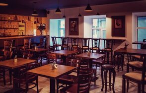 Кафе «3 Му-Табаль» под закрытие в центре