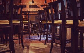 Кафе «3 Му-Табаль» под закрытие в центре