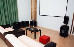 ECO Lof Лофт-пространство с барной стойкой