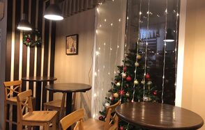 Уютное кафе для праздников