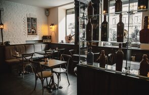 One Bar. Лофт-бар