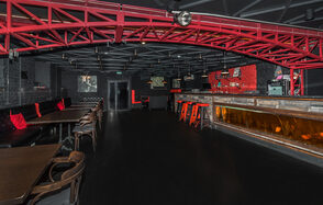 Пространство для приватных караоке вечеринок и праздников в 