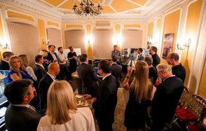 Зал в историческом особняке