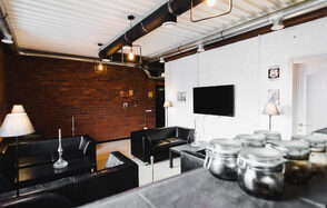 Стильное лофт-пространство с бесплатной парковкой