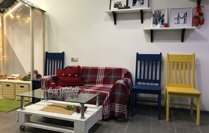 Светлое пространство с несколькими залами и комнатами