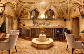 roomin' at squat 3/4 Уникальное пространство в центре города