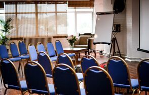 Whole venue at 4th Floor Studios