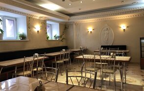 Кафе под закрытие с отдельным входом