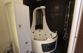 Апартаменты с джакузи на 30 этаже