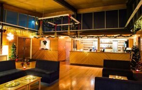 THE RIVER ROOMS