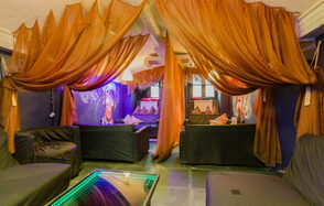 River Haze. Бар-кальянная для вечеринок под закрытие