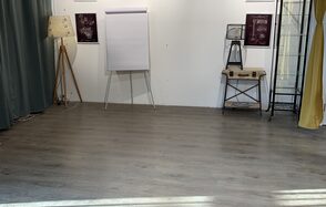 Уютный зал для образовательных мероприятий