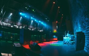 IZI concert hall – новый мультиформатный концертный зал