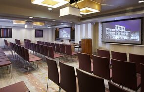 Piccadilly & Bloomsbury Suite