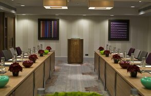 Piccadilly & Bloomsbury Suite