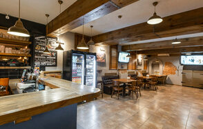 Лофт со своим баром