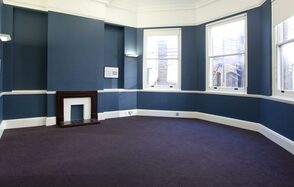 Medium Committee Room